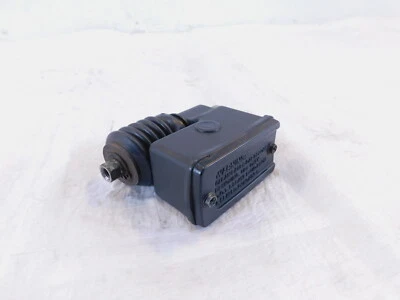 Depósito de cilindro maestro freno trasero Harley Davidson Dyna Super Glide negro Foto 1 de 4