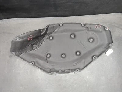 Almohadilla de aislamiento del capó 2018 BMW 330i 51487221993 2017 2019 X Foto 1 de 4