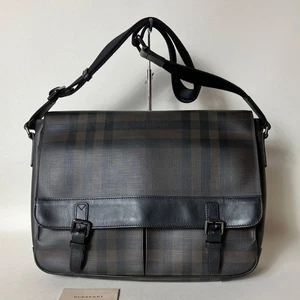Auténtico bolso de hombro Burberry cuero PVC a cuadros negro - Imagen 1 de 24