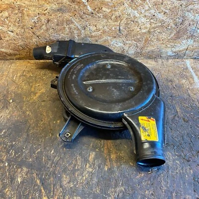 Caja filtro aire motor mercedes-benz w201 190e m102 0120942402 Foto 1 de 4
