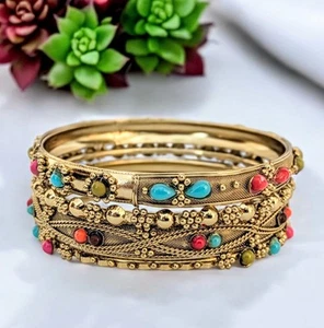 ELEGANT SET OF 4 STACKABLE BOHEMIAN GOLD TONE BANGLE BRACELETS - Picture 1 of 4