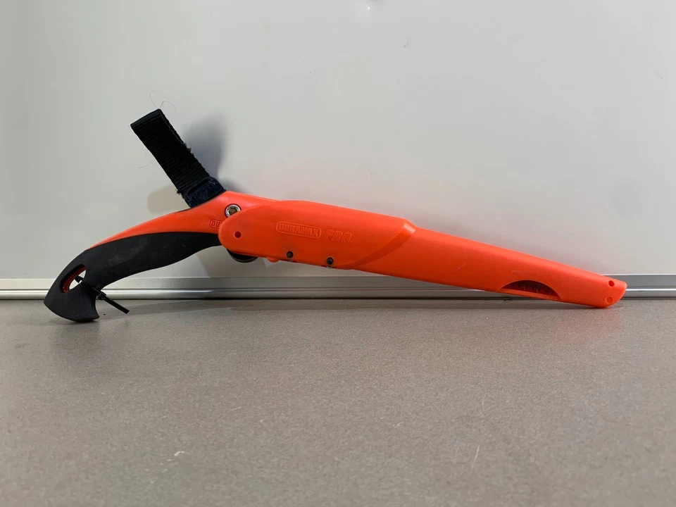 Serra de poda Duramax Pro com bainha. - Imagem 1 de 4