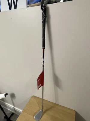 Wilson Juniors WJR Wedge Golf Club 33” Graphite Shift For appr”-63” Tall LH - Image 1 of 4