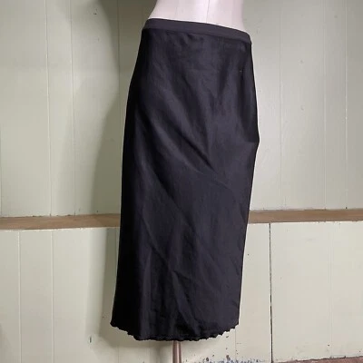 Falda midi satinada T by Alexander Wang negra dobladillo crudo para mujer mediana Foto 1 de 4