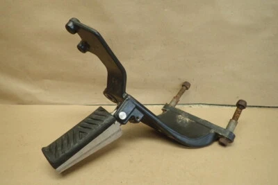 Victory Classic Cruiser 1507 V92 2000 pasajero trasero conjunto de clavija izquierda Foto 1 de 4