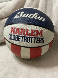 Harlem Globetrotters Basketball rot weiß blau normale Größe - Bild 1 von 3