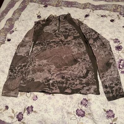 Realtree Camo 1/4 Zip Pullover Long Sleeve Hunting Shirt Men's Medium NICE - Image 1 of 4