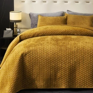Velvet Quilt Queen, Oversized Bedspread Quilted Bedding Set, Luxurious Soft C... - Picture 1 of 7