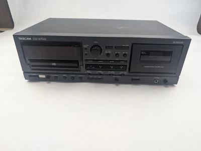 Tascam CD-A700 Professional CD Cassette Combo Deck Player   ***READ*** REPAIR - Image 1 of 4