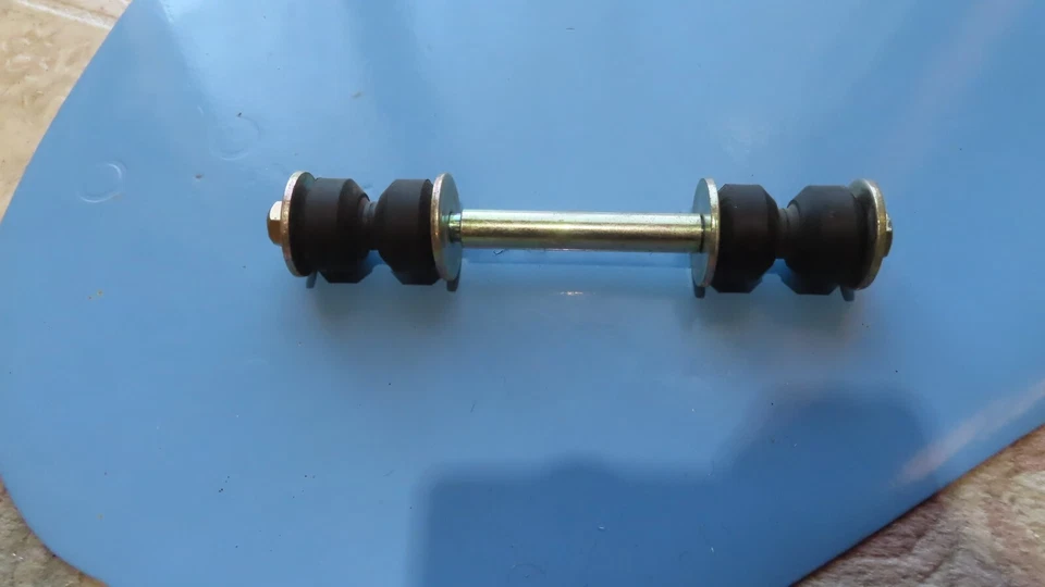 Volvo 122 1800  Front Sway Bar Link - Image 1 of 4