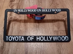 Telaio targa concessionario auto in plastica Toyota di Hollywood, California - Foto 1 di 3