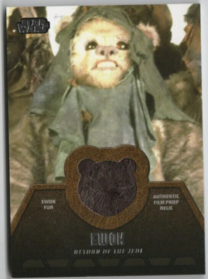 Star Wars Jedi Legacy 2013 Topps Ewok Fur Relic Prop ER-7 Return of the Jedi - Image 1 of 2