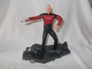 Actionfigur Star Trek Tng Auswahl Captain Picard Vs Borg Drone 17.8cm Locker - Bild 1 von 5