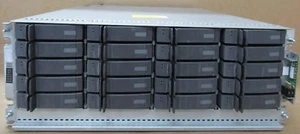 Baie SAN NetApp FAS2050 NAJ-0601 20 x baies SCSI 1 x unité de contrôleur 111-00238 + G1 - Photo 1/1