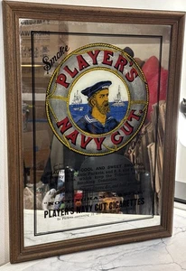 Insegna Specchio Pub Taglio Marina Militare Giocatore Taglio Tabacco e Sigarette Cornice Legno "25 X 18,5" - Foto 1 di 18