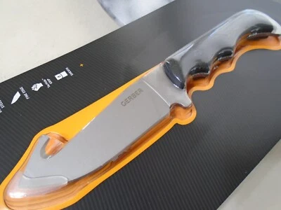 Gerber Freeman Guide Gut Hook Fixed Blade Hunter Bowie Skinner Knife 5Cr15MoV - Image 1 of 4