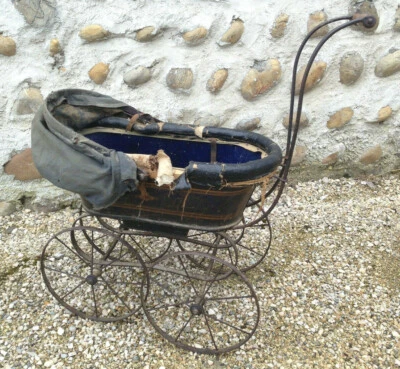 Ancien landau pour poupee a restaurer époque 1900 déco jouet ancien - Photo 1/4
