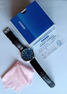 Casio Armbanduhr 40mm Männer MTP-E150L-2B Modul 4328 Neu - Bild 1 von 5