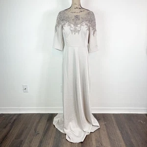 La Femme NWT Mother Of The Bride Silver Embroidery Rhinestone Mesh Dress Size 16 - Picture 1 of 6