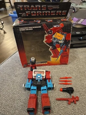 Transformers G1 1985 Vintage Perceptor Autobot Scientist 100% Complete W/ Box - Image 1 of 4