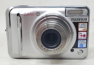 Appareil photo compact 7,3 mégapixels Fujifilm FinePix A700 - Photo 1/11