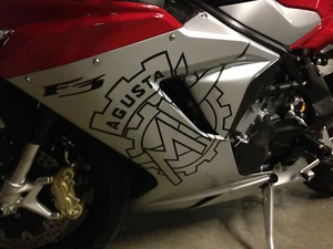 Gráficos de fibra de carbono de gran tamaño MV Agusta F3 675 Corse - Imagen 1 de 4