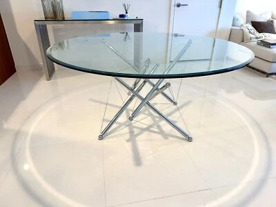 Cassina - Mesa de acero Tensegridad modelo 714 de mediados de siglo de los años 80 de Theodore Waddell Foto 1 de 4