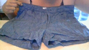Old Navy Size 16 Denim Adjustable Waist 2-Pkt 100% Cotton Shorts - Excellent Con - Picture 1 of 7