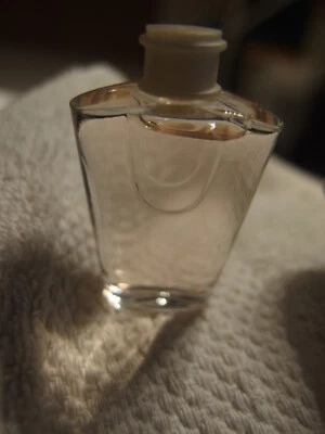 Mini perfume tamaño de viaje UR by Usher de 0,17 oz nuevo Foto 1 de 2