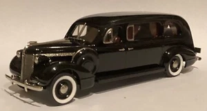 Brooklin Models 1937 Superior - Pontiac Lawndale Funeral Coach. - Bild 1 von 10
