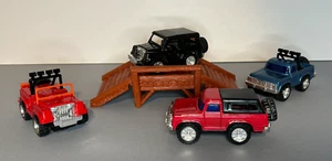 Arco Ind. Ltd. Plastic Toy Bridge w/ four Arco push friction cars VTG Hong Kong - Picture 1 of 21