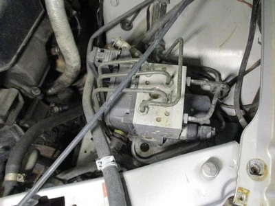 Conjunto de bomba y motor ABS usado se adapta a: Mercedes-benz Mercedes clk 463 2001 tipo Foto 1 de 4