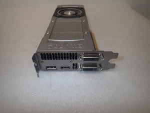 Dell GeForce GTX 770 Founders Edition 2GB 384-bit GDDR5 PCI Express 3.0 0CRVMW - Picture 1 of 1