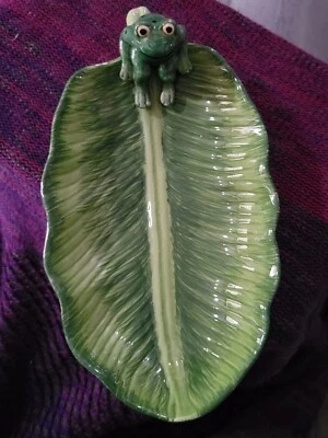 Bandeja de plato de rana extraíble hoja de plátano de cerámica verde Lotus 2000 decoración 10x5 pulgadas Foto 1 de 4