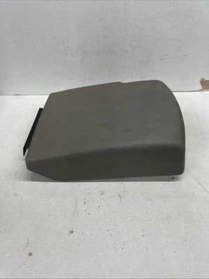 Cubierta de tapa de reposabrazos de consola central OEM Jeep Grand Cherokee Commander 2005-2009 Foto 1 de 4