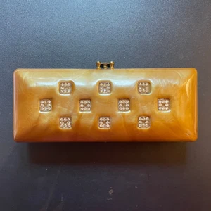 1950s Vintage Caramel Lucite Clutch With Rhinestone Inlaid - Bild 1 von 11