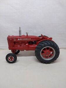 1/16 Farm Toy McCormick Deering W-9 Tractor Pioneer Collectables?