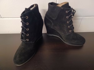 lord and taylor michael kors boots