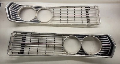 1968 Ford Galaxie 500 Front Left And Right Grille Genuine Fomoco Fixed Headlight - Image 1 of 4