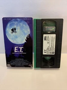 E.T. The Extra-Terrestrial (VHS 1982) Steven Spielberg MCA Home Video Rare Green - Imagen 1 de 9