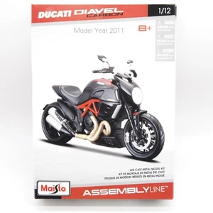 Línea de montaje Maisto 1:12 2011 Ducati Diavel carbono moto modelo kit - Imagen 1 de 9