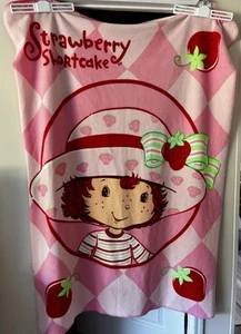 Vintage y2k 2003 Strawberry Shortcake Fleece Flannel Throw Blanket Pink 60x44 - Picture 1 of 6