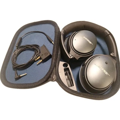 Bose Headphones Quiet Comfort 25 Noise Cancelling Headphones for iOS - Black - Image 1 of 4