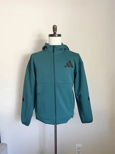 Adidas Z.N.E. $110 nuevo con etiquetas Chaqueta deportiva con capucha cremallera completa Legacy verde azulado para hombre pequeña JD1369 - Imagen 1 de 7