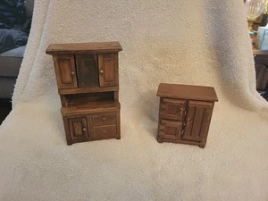 Miniature Vintage Dollhouse Wooden Hutch Ice Chest - Picture 1 of 16