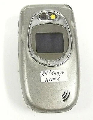Samsung SCH-A670 - Gray ( Verizon ) Cellular Flip Phone - Image 1 of 3
