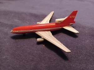 VINTAGE SIKU PRESSOFUSO LOCKHEED L - 1011 JUMBO JET LTU COMPAGNIE AEREE - Foto 1 di 3