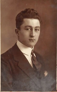 24B) FOTOGRAFIA FOTO UOMO CON CRAVATTA - Foto 1 di 2