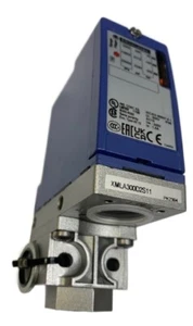XMLA300D2S11 Telemecanique Pressure Sensor, 20bar Min, 300bar Max, Relay Output, - Picture 1 of 11