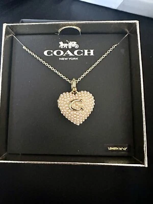 Coach Box Heart Vintage Pearls Pave/ Logo Necklace/ Gold/ Boxed - Imagem 1 de 4